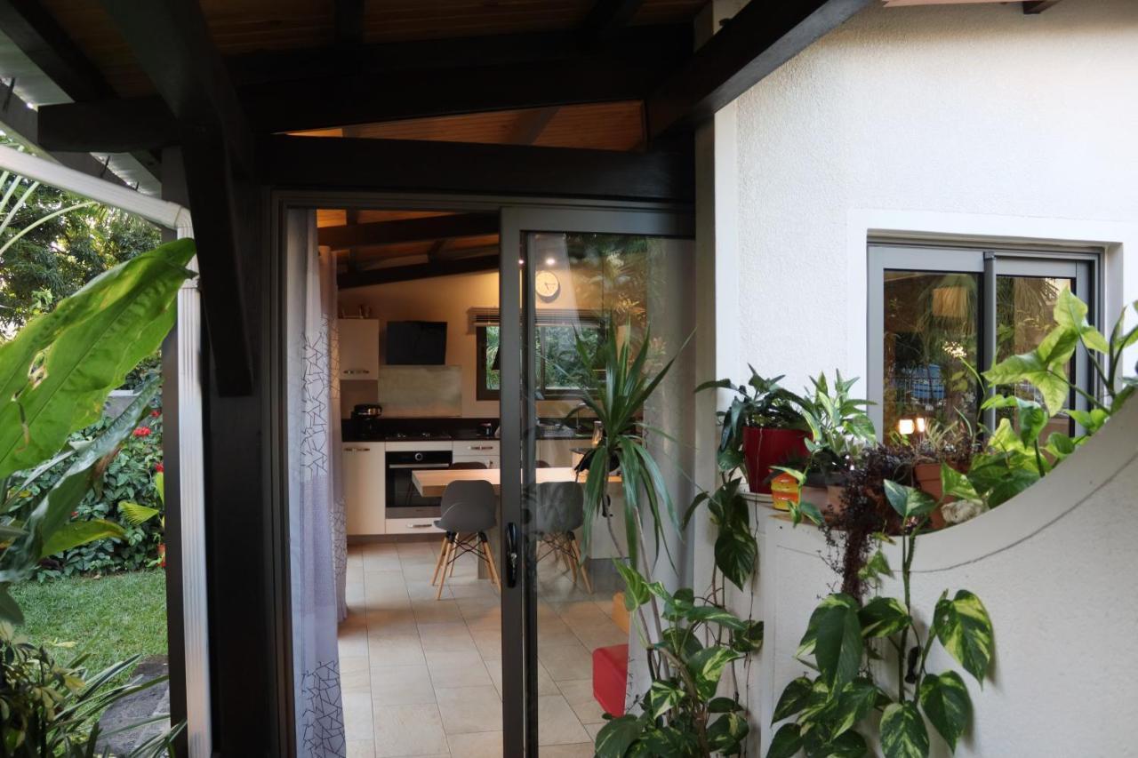 Luxury Cosy Guesthouse Pamplemousses Exteriör bild